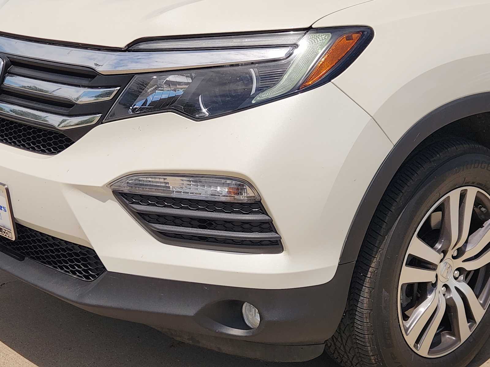 Thumbnail: 2016 Honda Pilot - 24