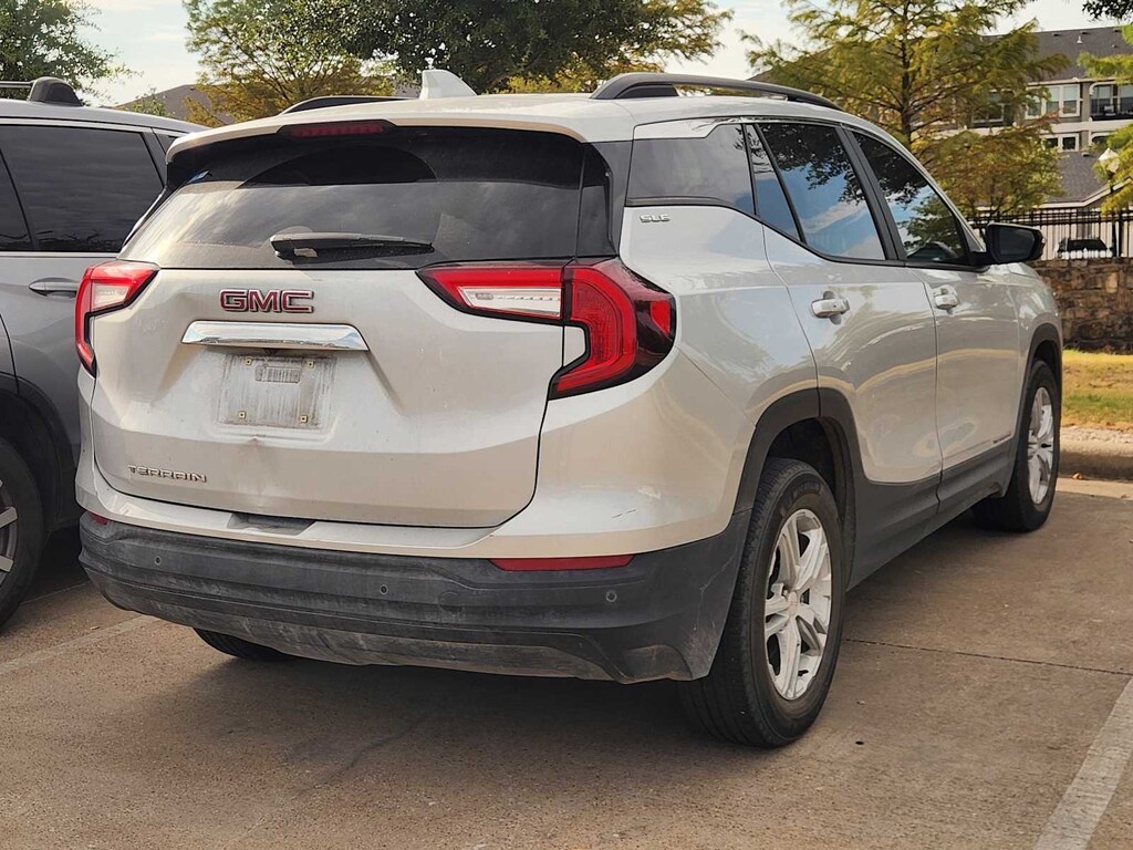 Used 2022 GMC Terrain SLE SUV