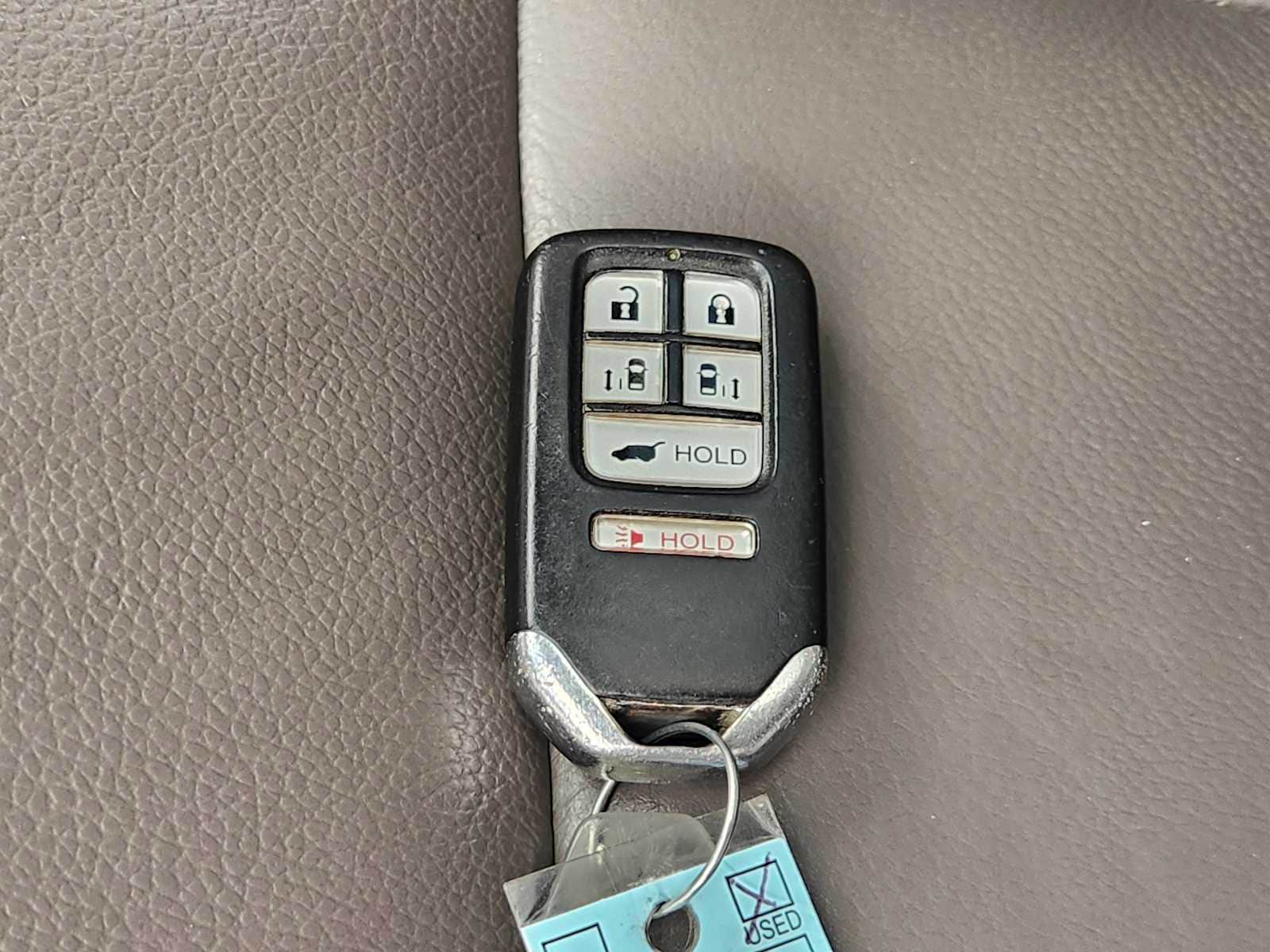 Thumbnail: 2015 Honda Odyssey - 21