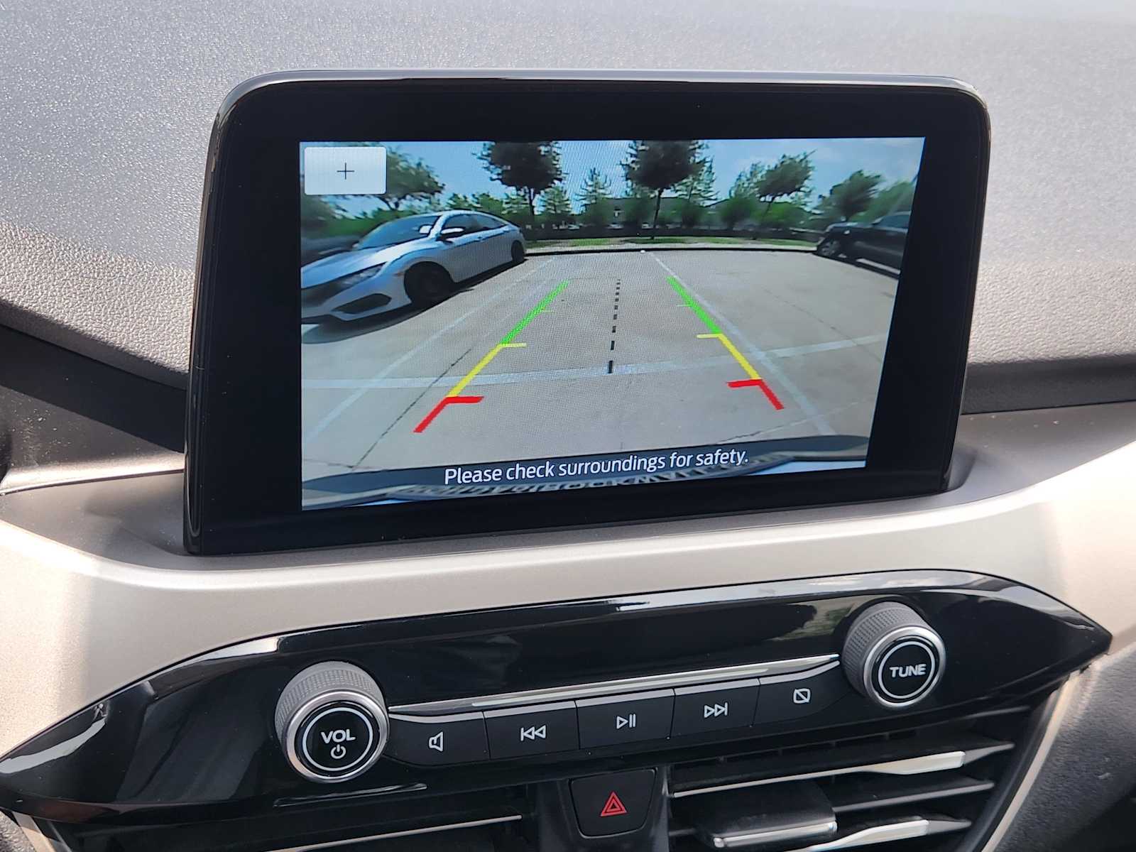 Thumbnail: 2021 Ford Escape - 25