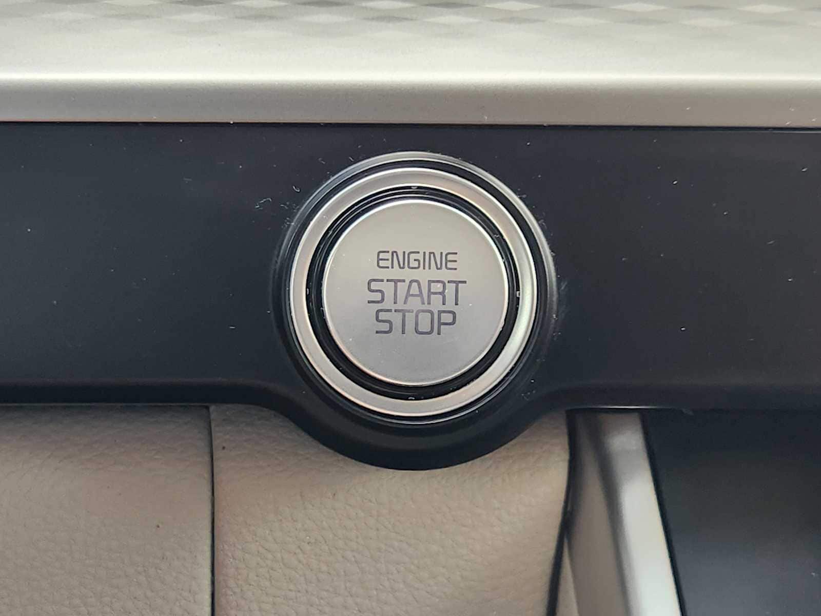 Thumbnail: 2024 Kia Carnival - 29