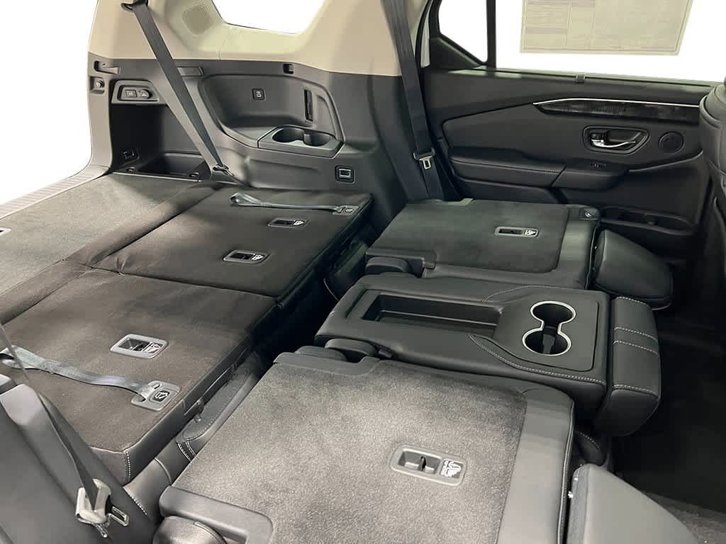 Thumbnail: 2025 Honda Pilot - 37