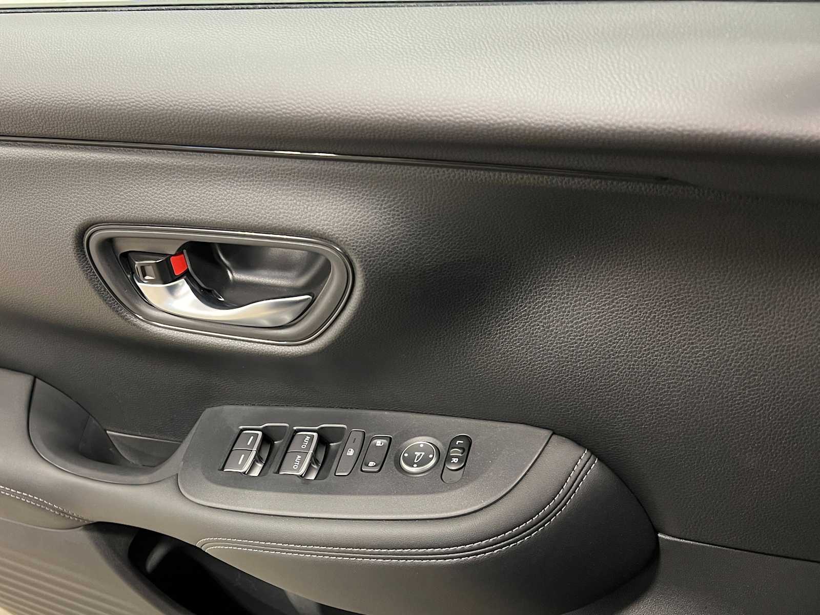 Thumbnail: 2025 Honda HR-V - 14