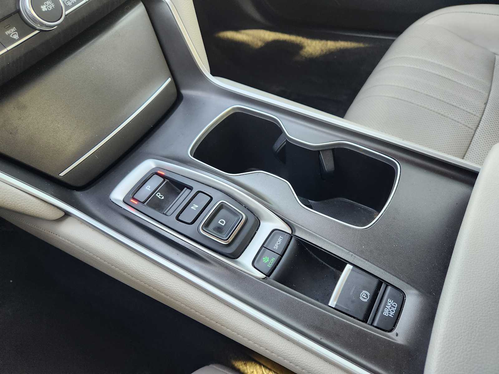 Thumbnail: 2022 Honda Accord - 16