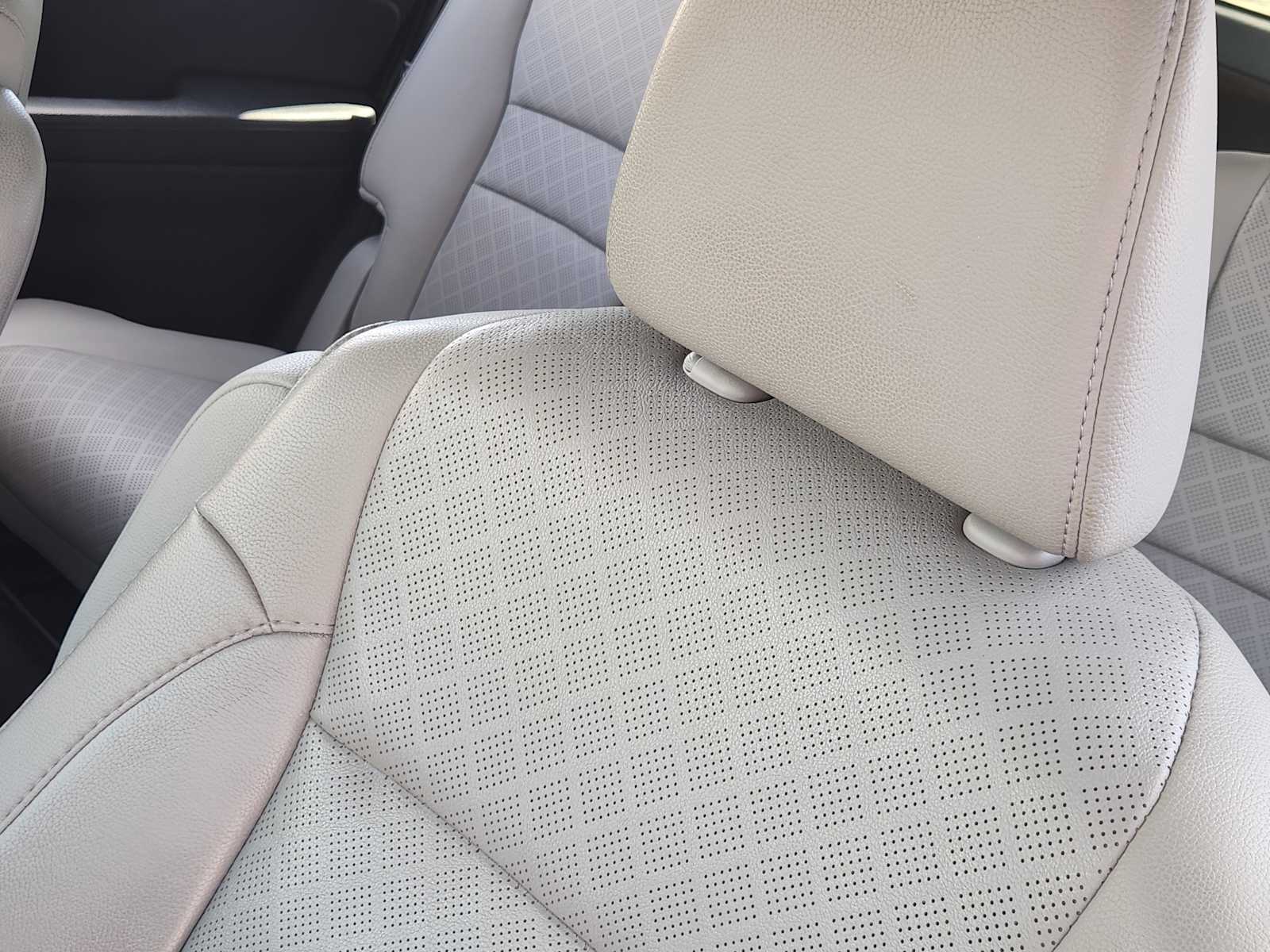 Thumbnail: 2019 Honda Passport - 24