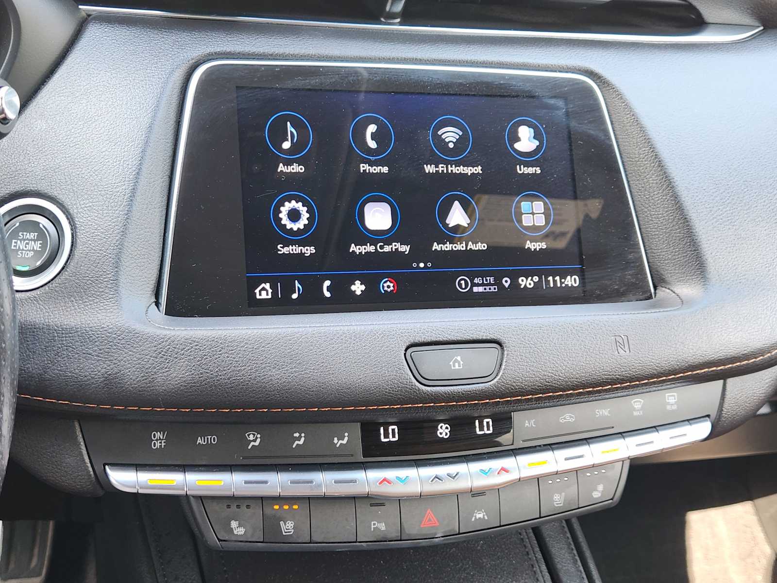 Thumbnail: 2021 Cadillac XT4 - 16