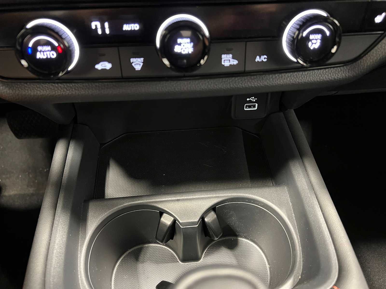 Thumbnail: 2025 Honda HR-V - 19