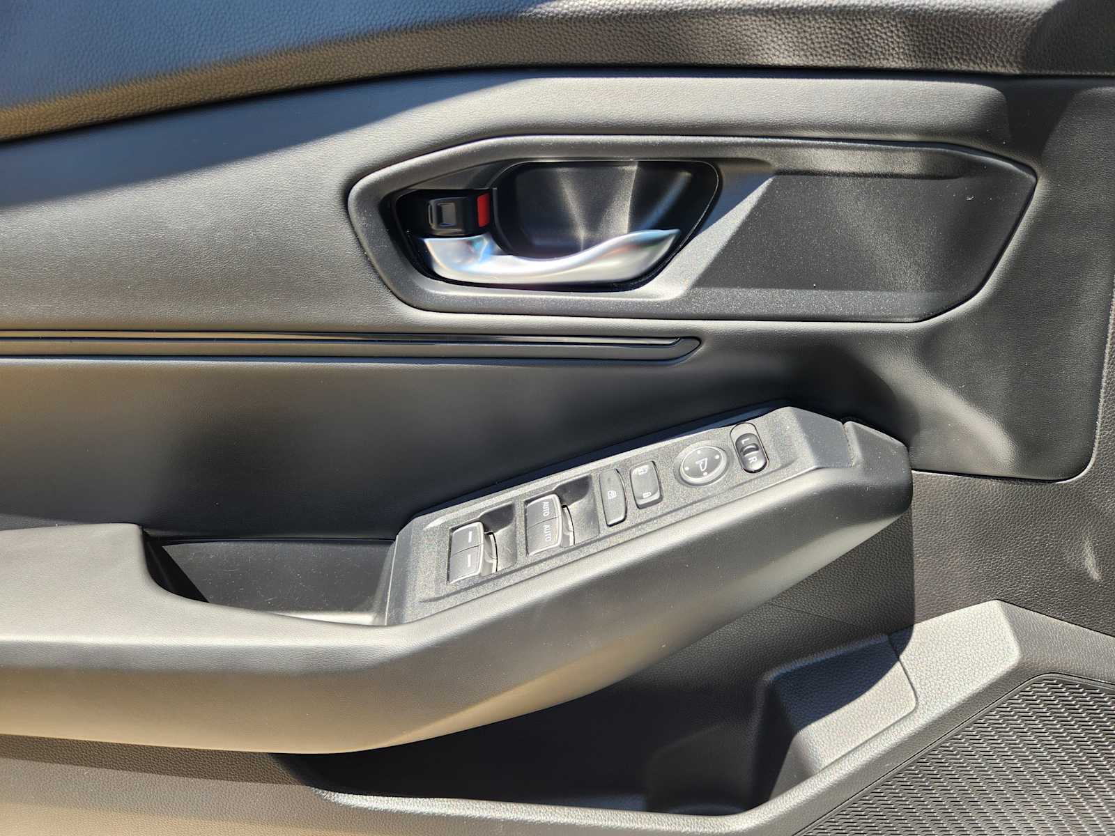 2023 Honda Accord EX 29