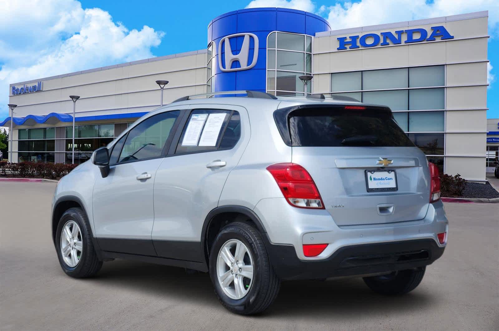 Thumbnail: 2021 Chevrolet Trax - 4