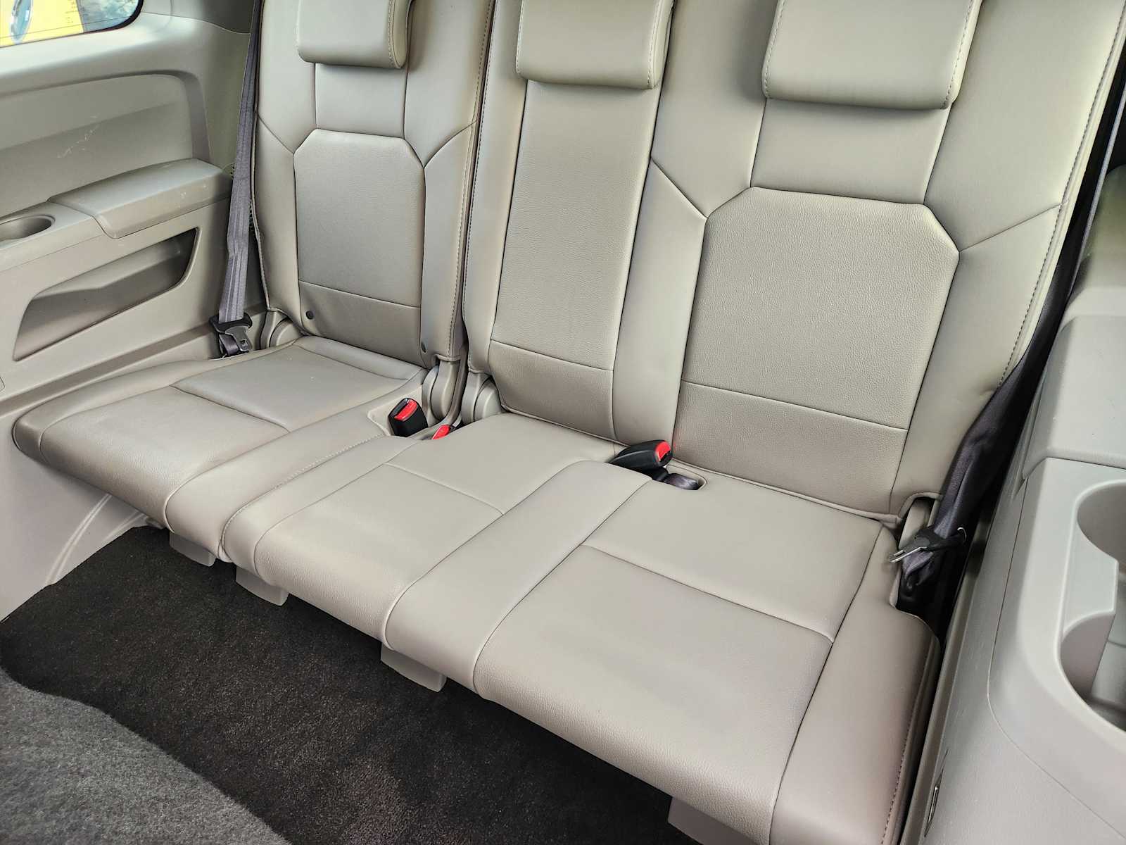 Thumbnail: 2009 Honda Pilot - 14