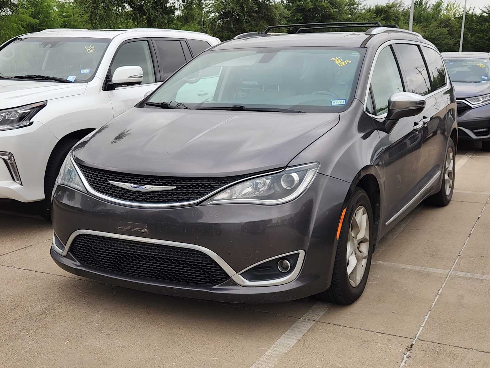 Thumbnail: 2020 Chrysler Pacifica - 1