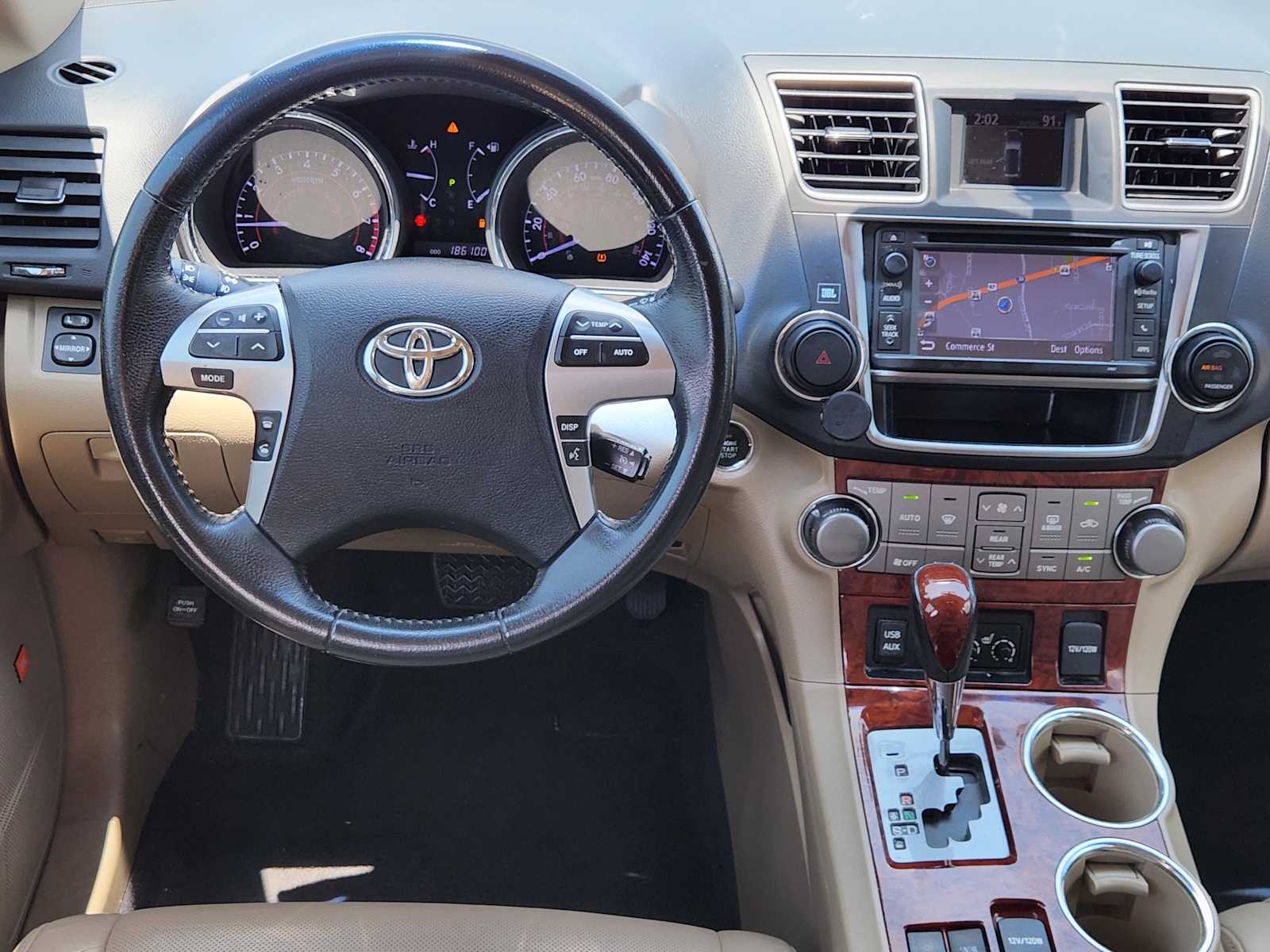 Thumbnail: 2013 Toyota Highlander - 16