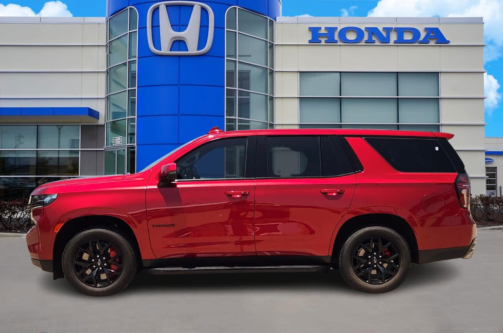 Thumbnail: 2023 Chevrolet Tahoe - 3
