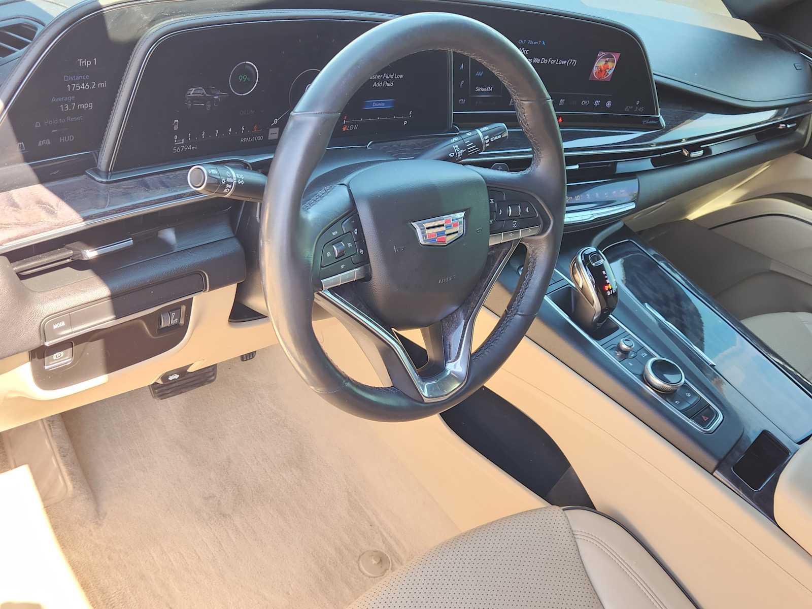 2021 Cadillac Escalade Premium Luxury 2