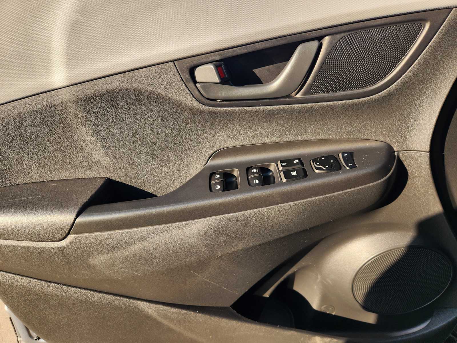 Thumbnail: 2020 Hyundai Kona - 29