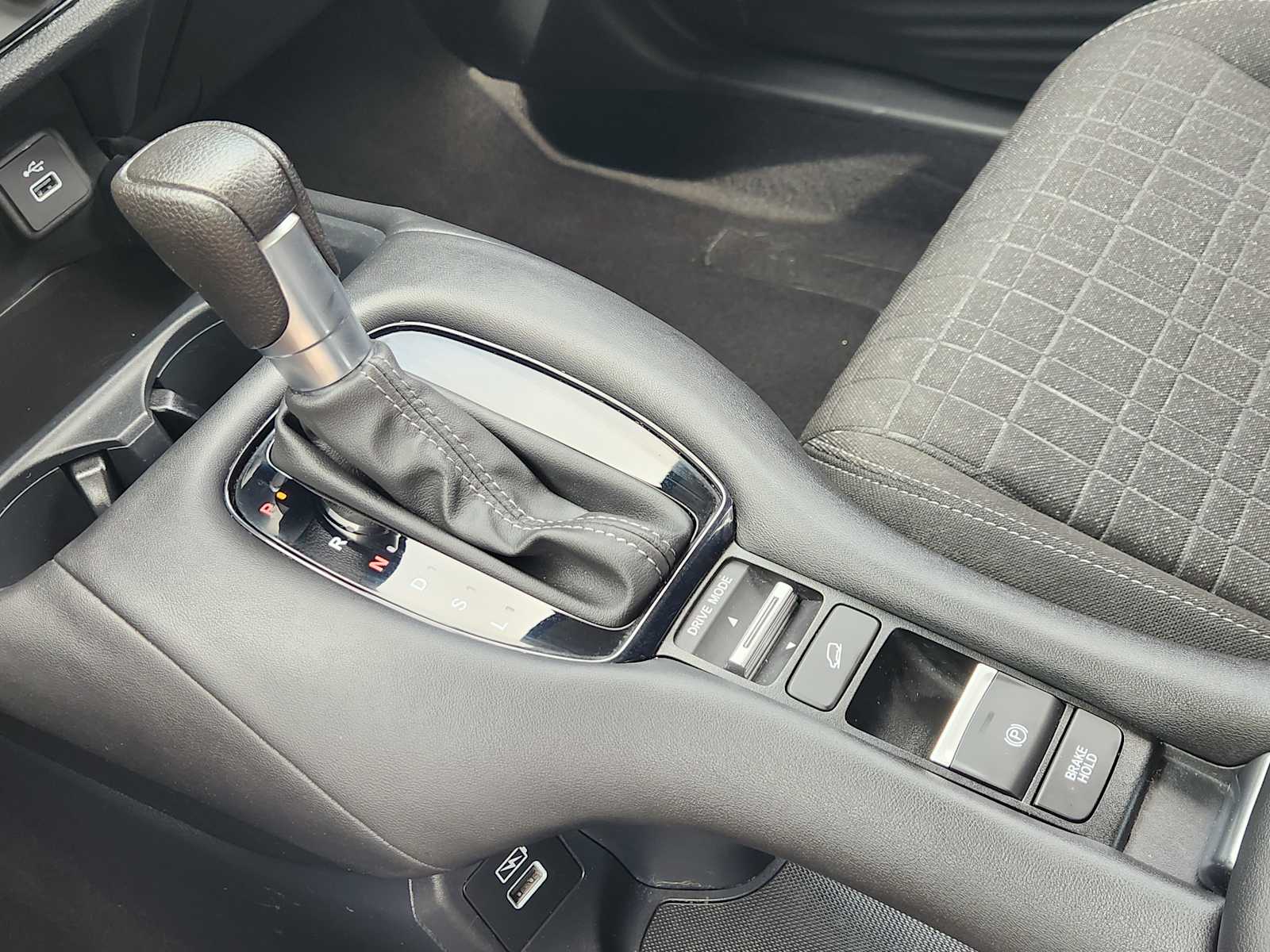 Thumbnail: 2023 Honda HR-V - 17