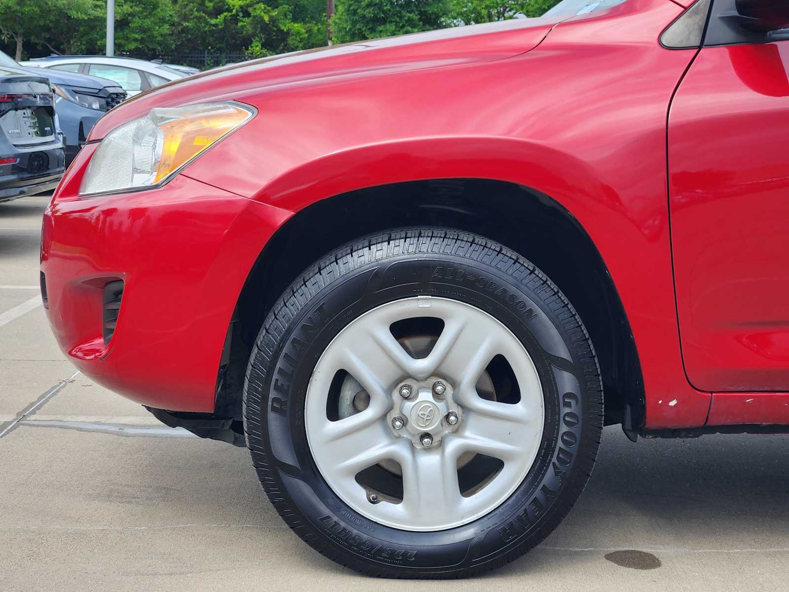 Thumbnail: 2011 Toyota RAV4 - 8