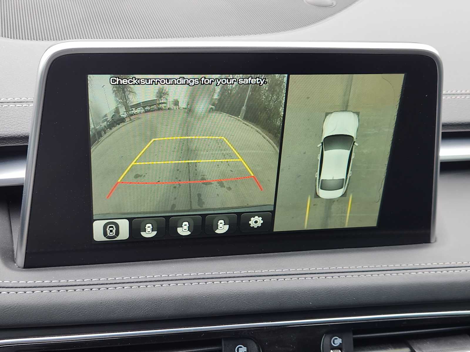 Thumbnail: 2021 Genesis G70 - 24