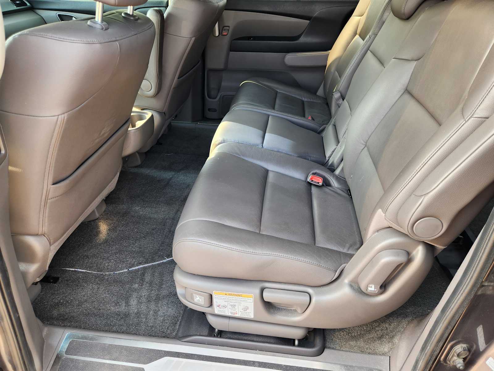 Thumbnail: 2011 Honda Odyssey - 9