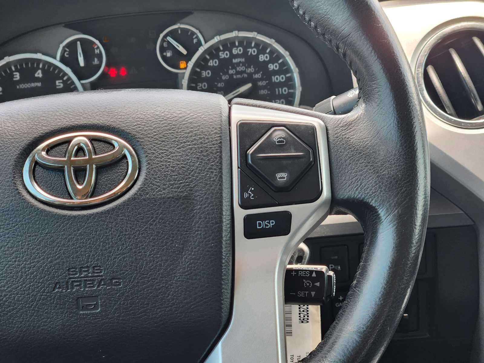 2017 Toyota Tundra Platinum 28