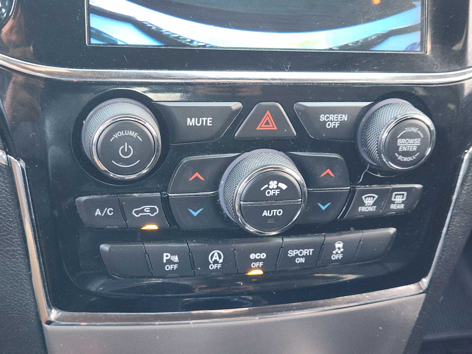 Thumbnail: 2019 Jeep Grand Cherokee - 26