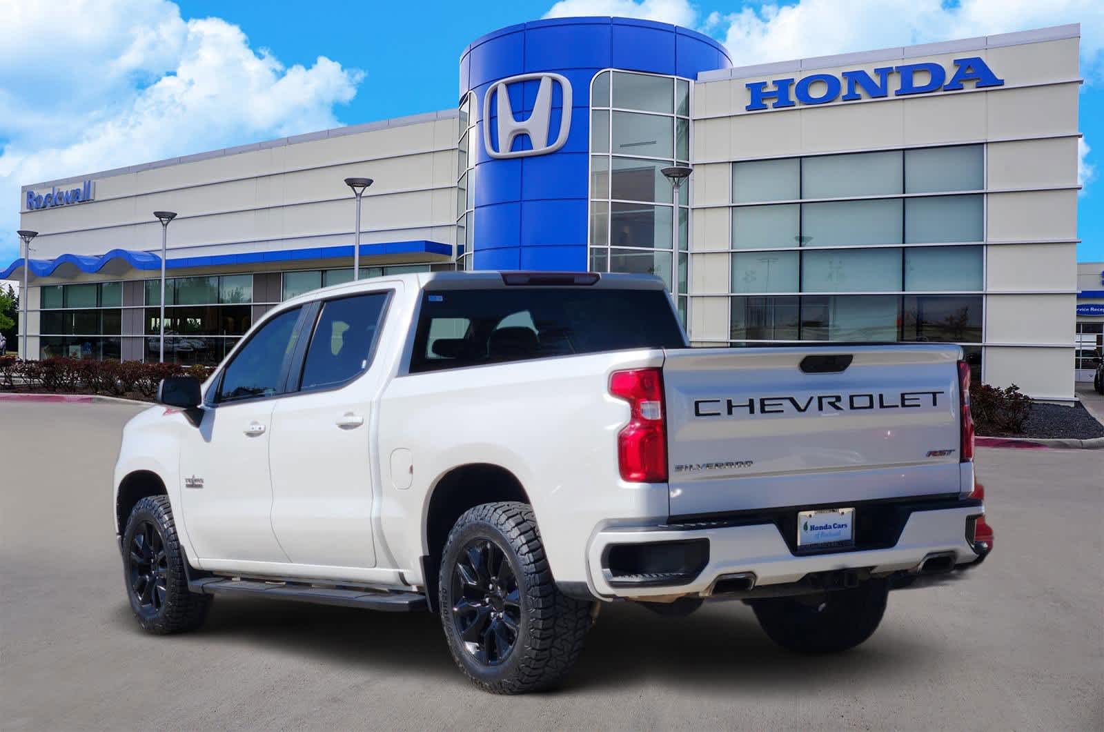 Thumbnail: 2021 Chevrolet Silverado 1500 - 4