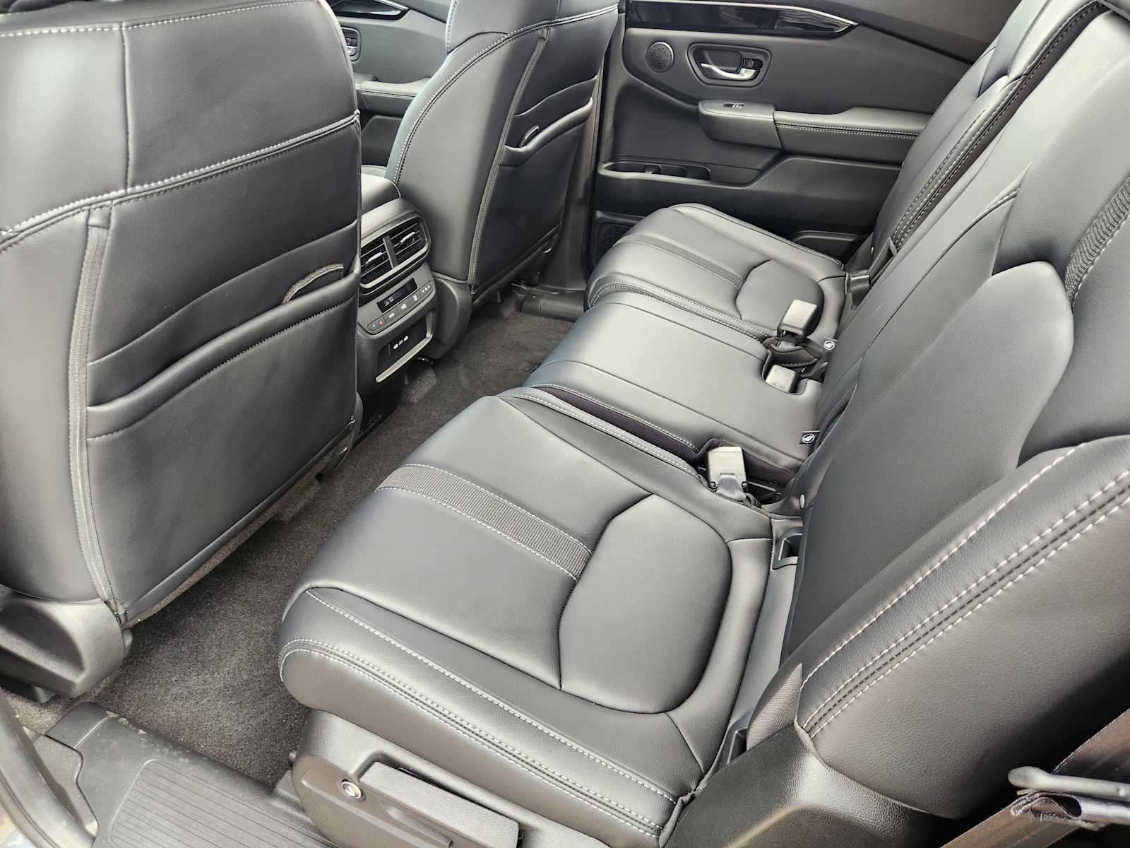 Thumbnail: 2025 Honda Pilot - 12