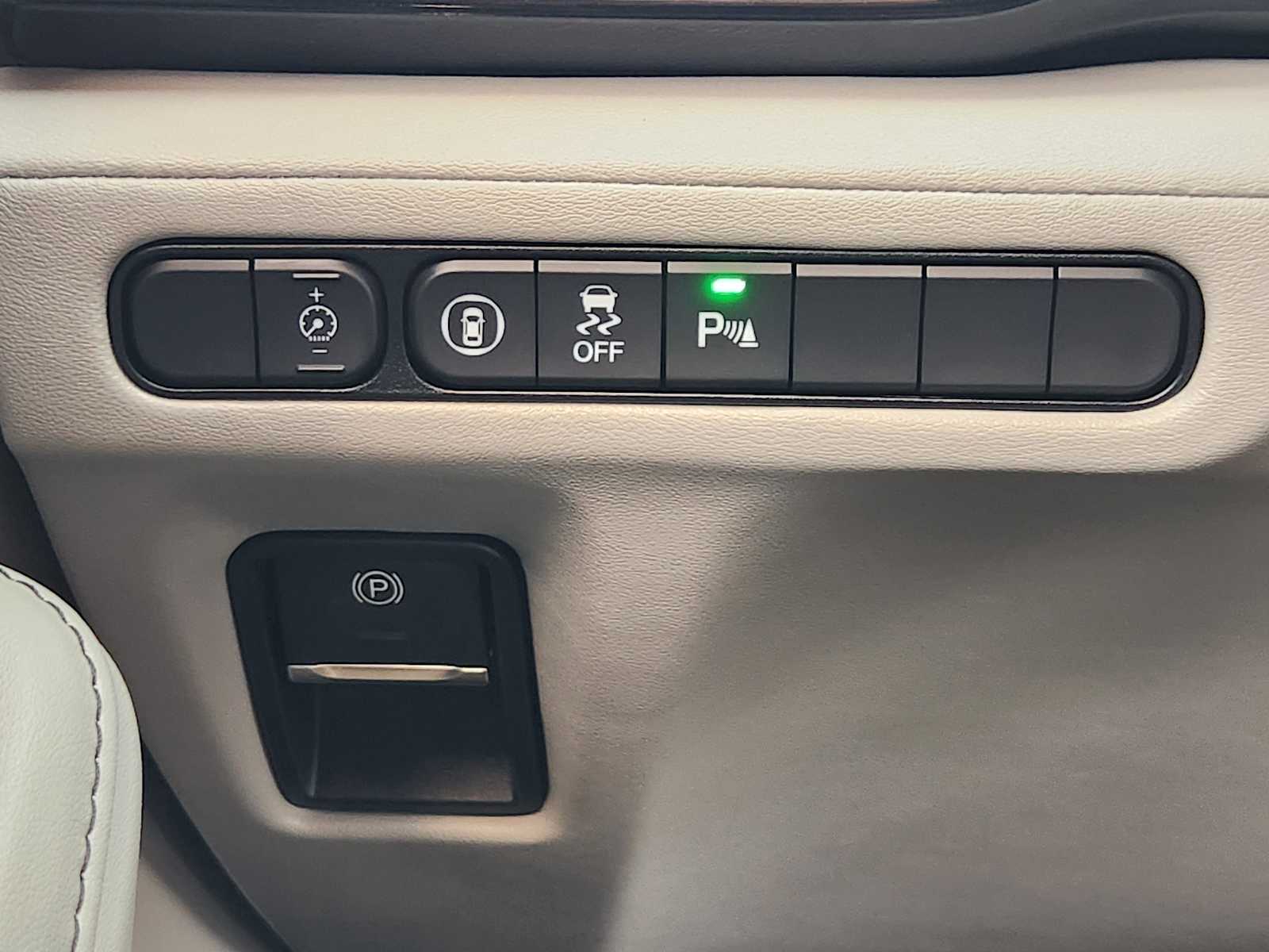 Thumbnail: 2022 Acura MDX - 28