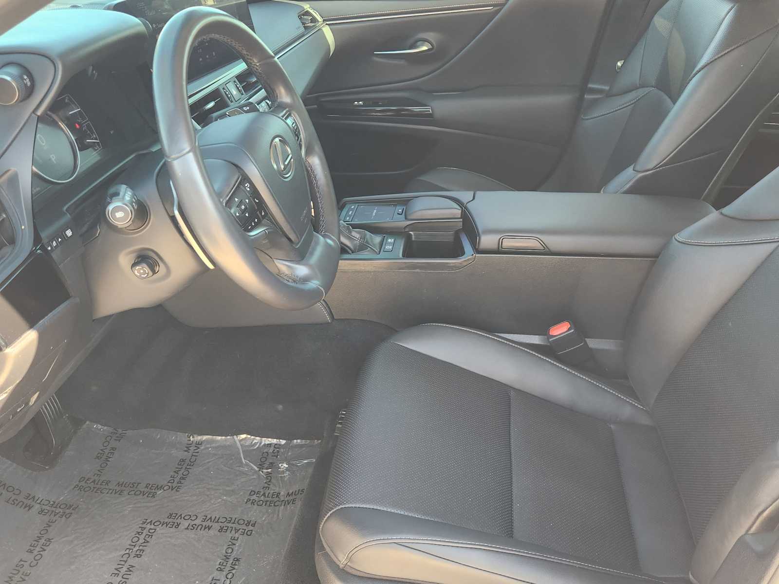 Thumbnail: 2022 Lexus ES - 11