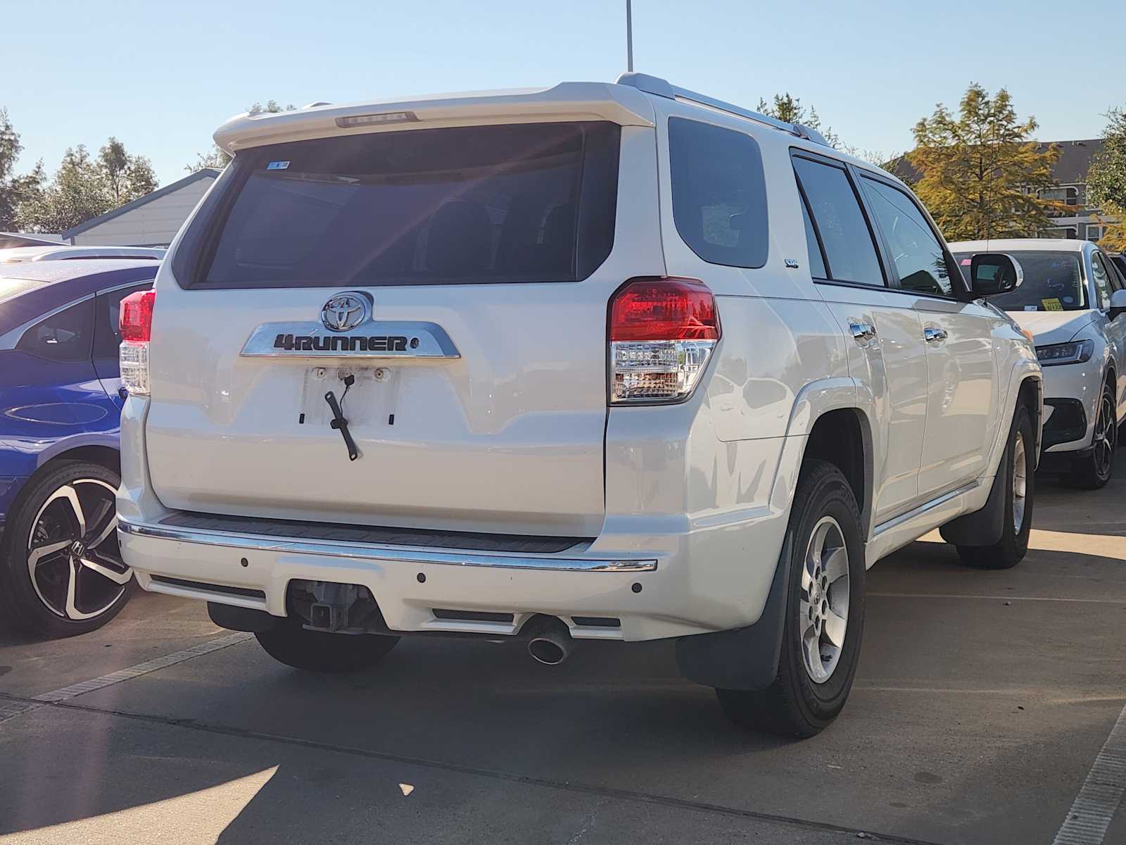 Thumbnail: 2011 Toyota 4Runner - 4