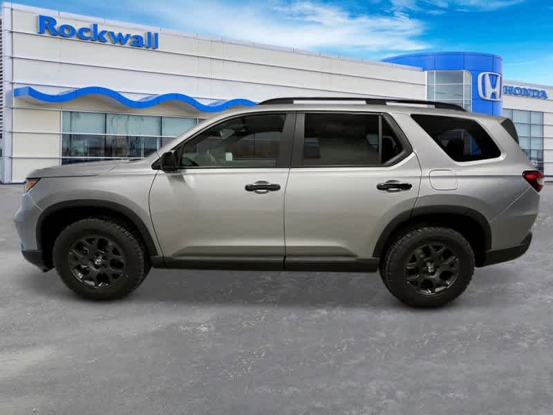 2025 Honda Pilot TrailSport photo 2