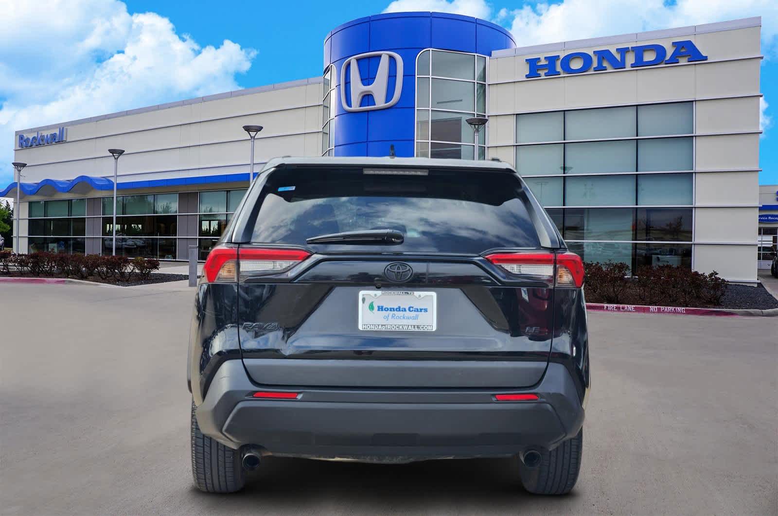 Thumbnail: 2021 Toyota RAV4 - 5