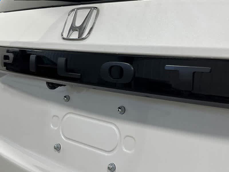 Thumbnail: 2025 Honda Pilot - 6