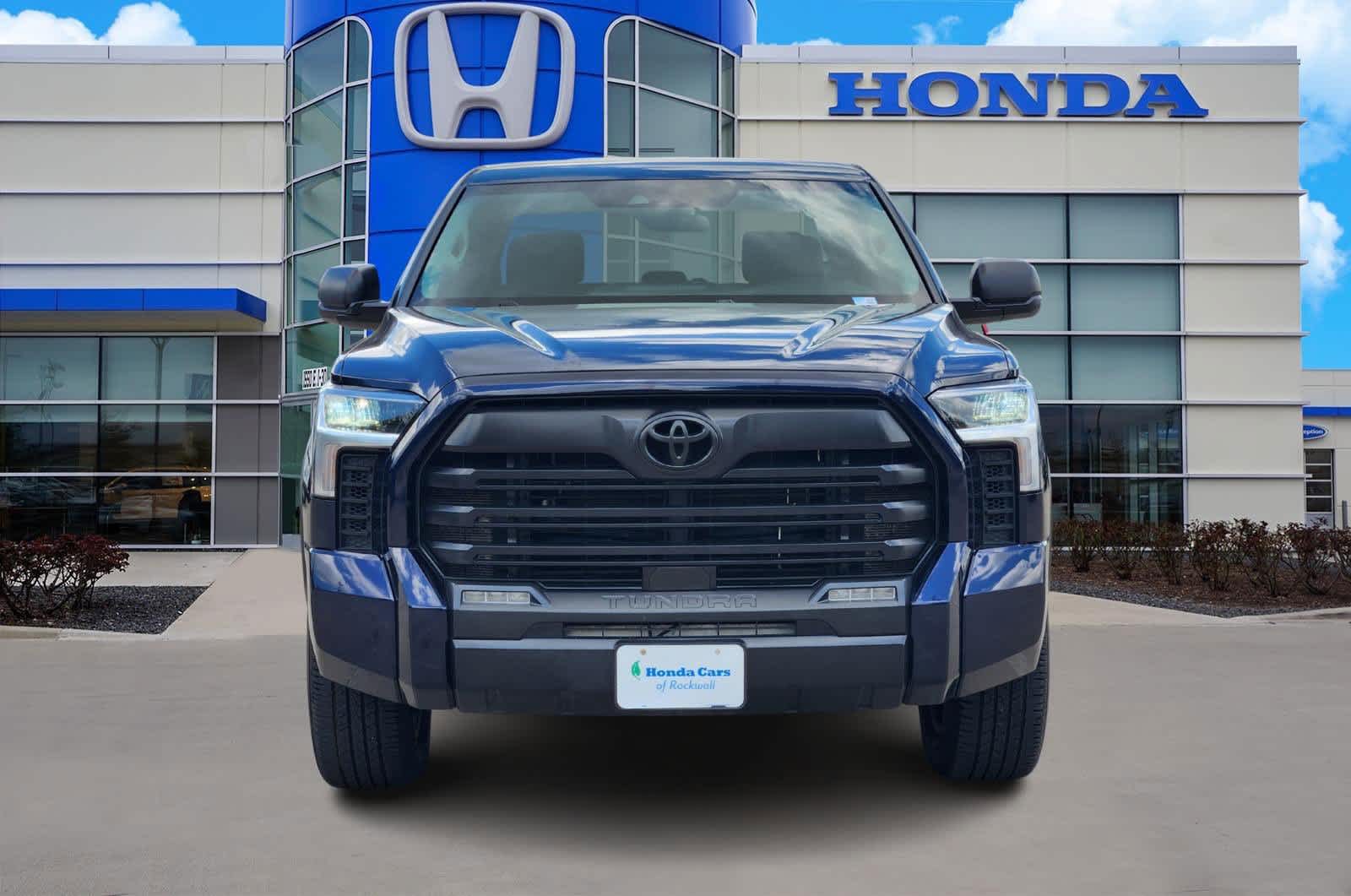 Thumbnail: 2022 Toyota Tundra - 6