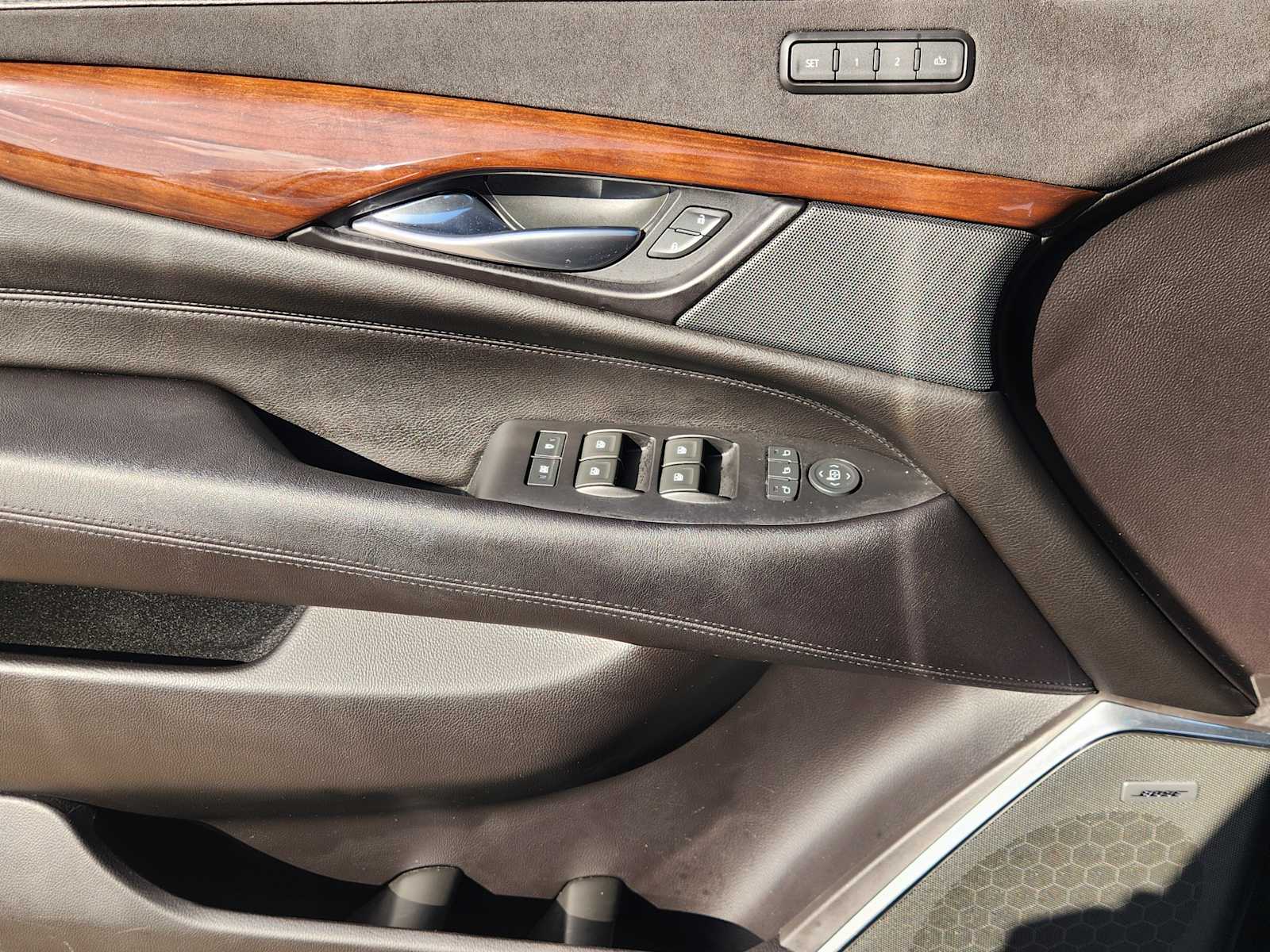 Thumbnail: 2019 Cadillac Escalade - 29