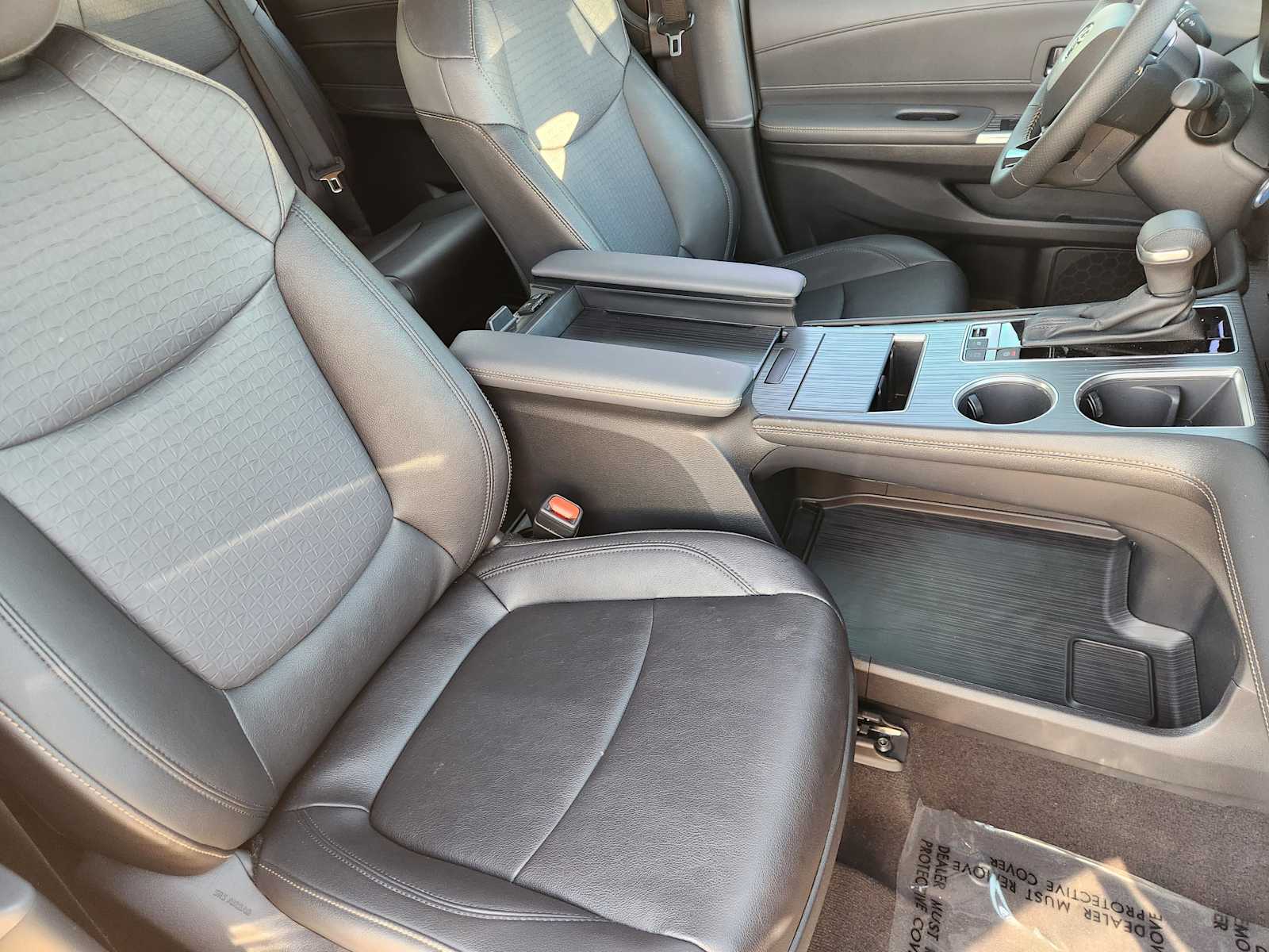 Thumbnail: 2023 Toyota Sienna - 14