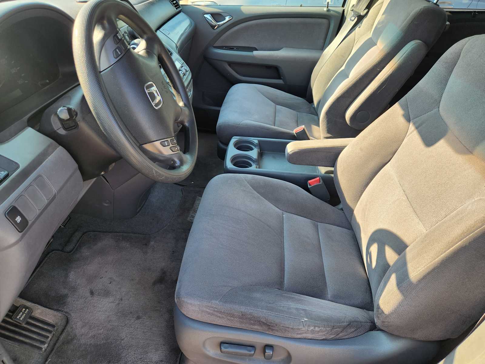 Thumbnail: 2005 Honda Odyssey - 7