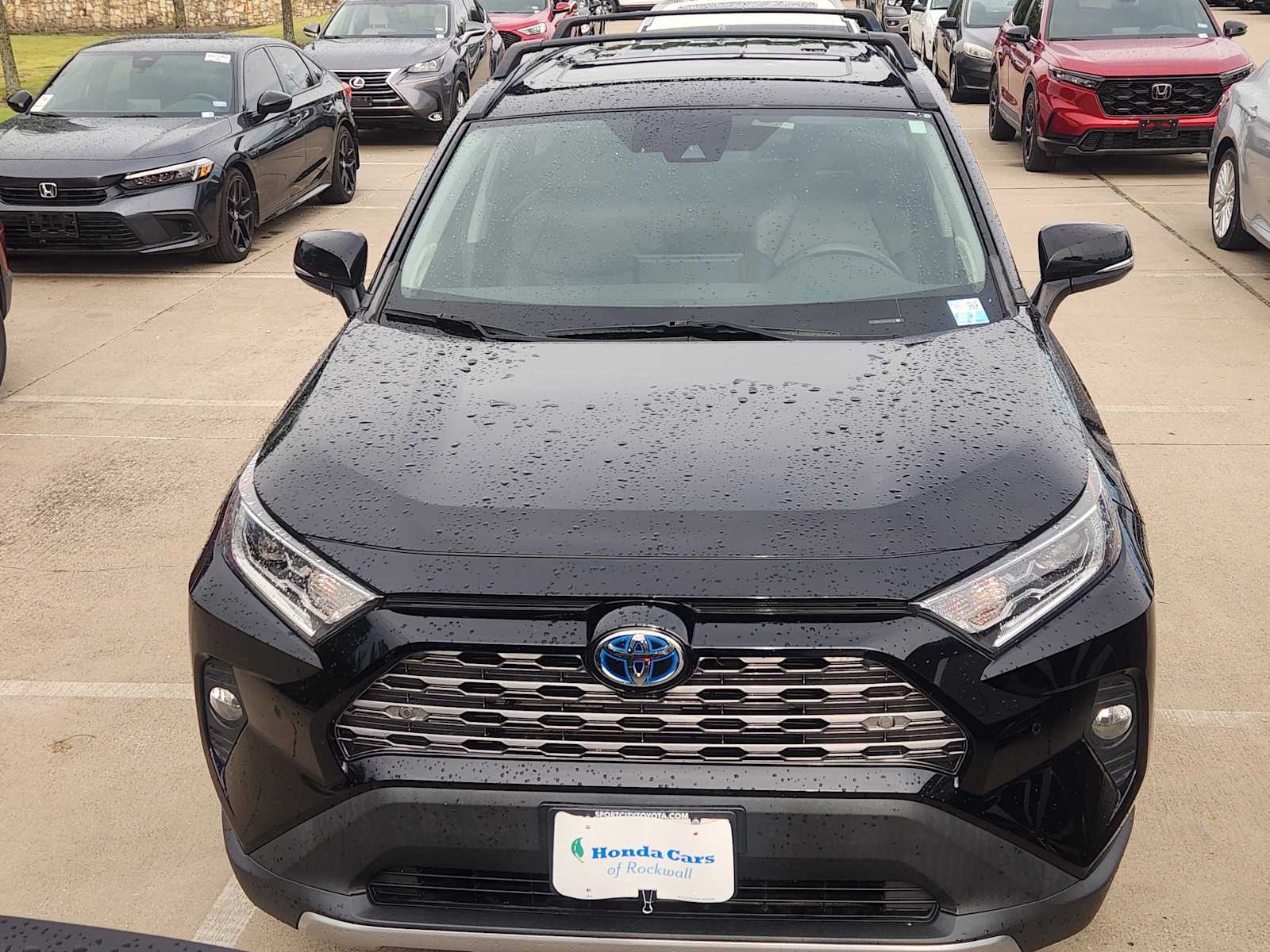 2020 Toyota RAV4 Hybrid Limited photo 2