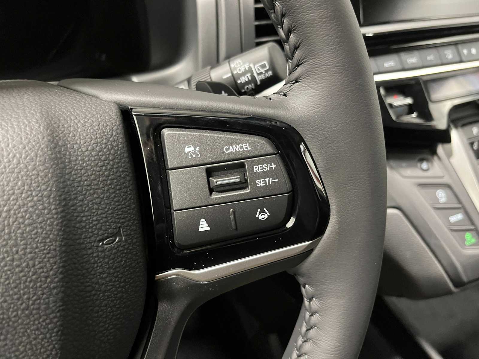 Thumbnail: 2026 Honda Odyssey - 16