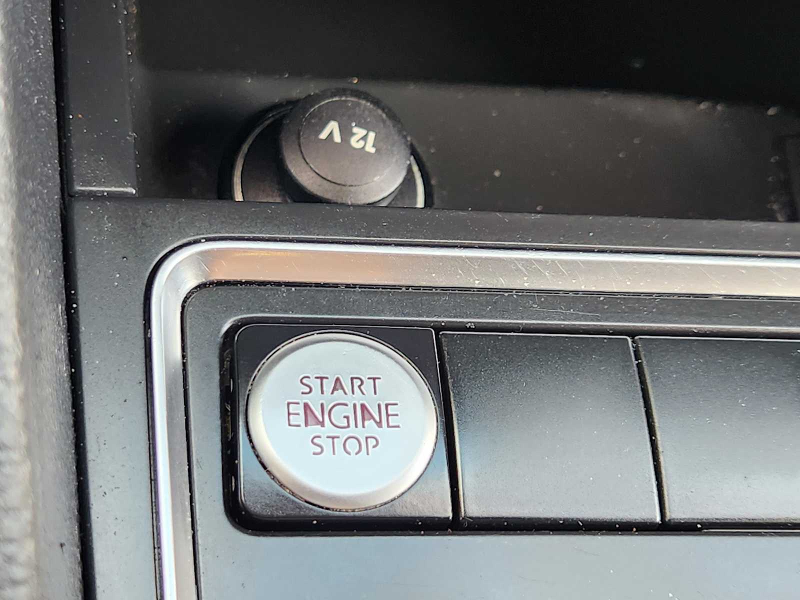 Thumbnail: 2015 Volkswagen Jetta - 28