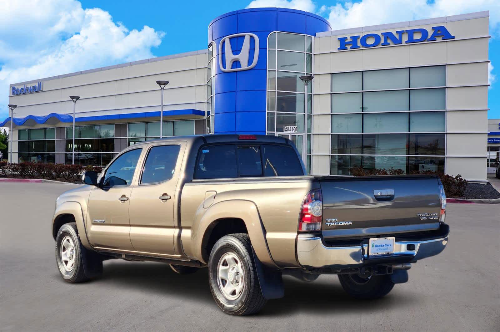 Thumbnail: 2013 Toyota Tacoma - 4