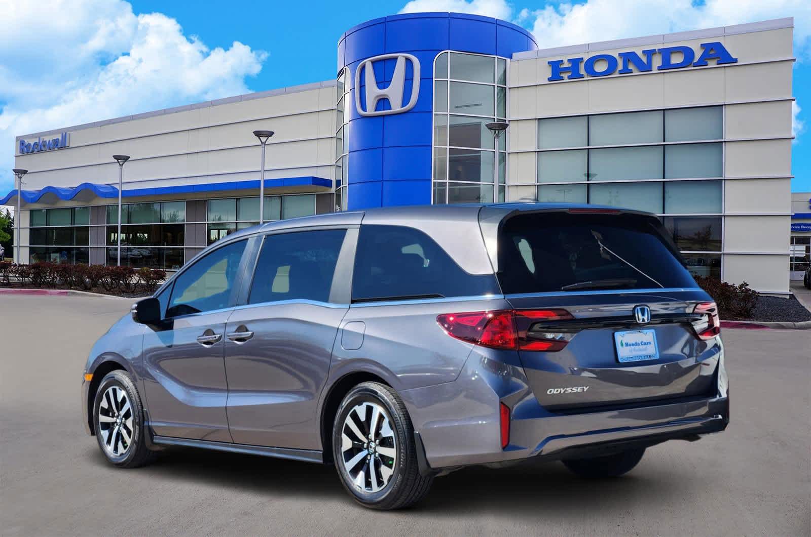 Thumbnail: 2026 Honda Odyssey - 4