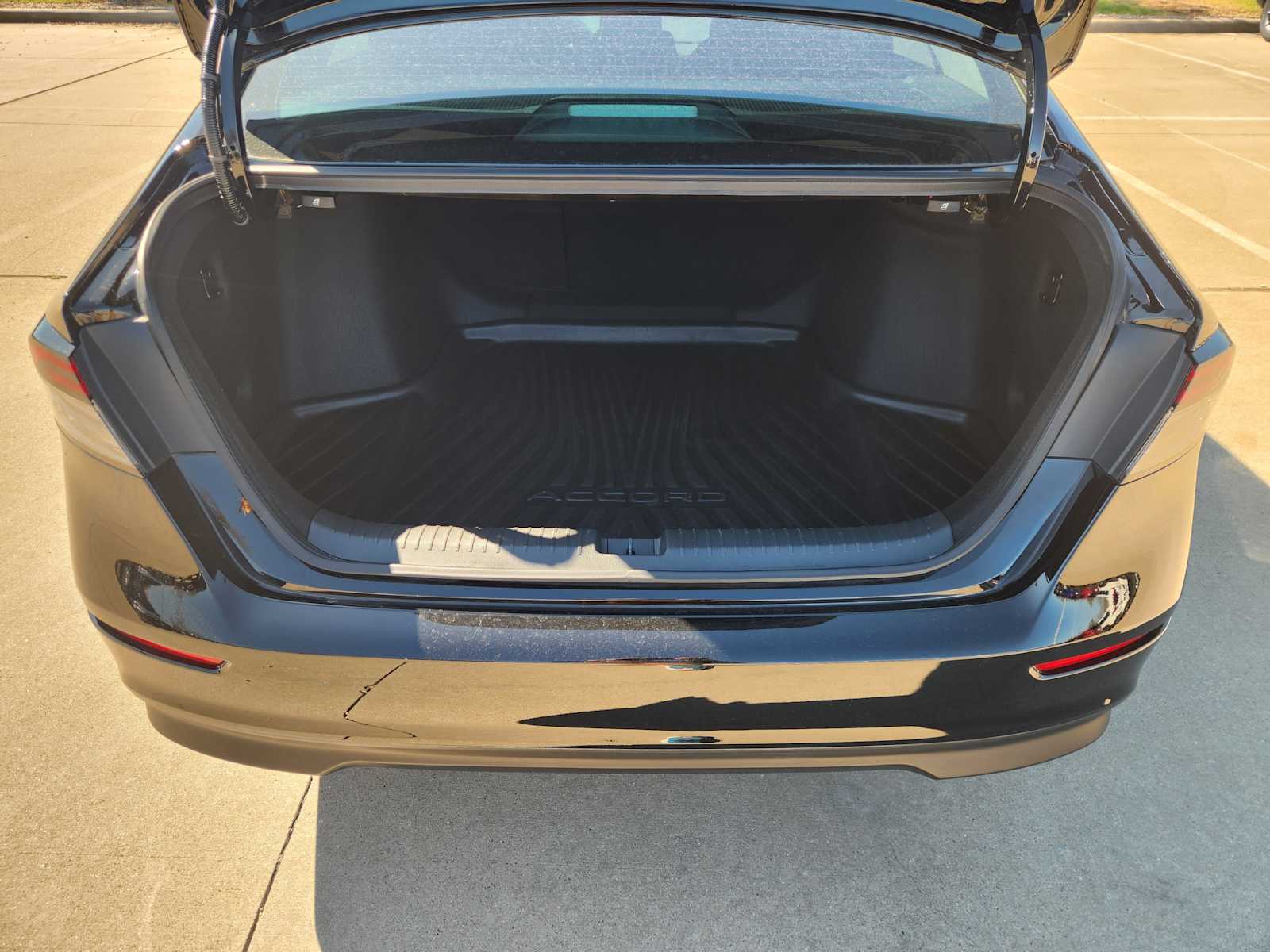 Thumbnail: 2024 Honda Accord - 19