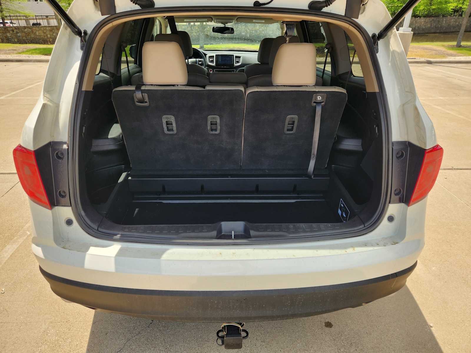 Thumbnail: 2016 Honda Pilot - 20