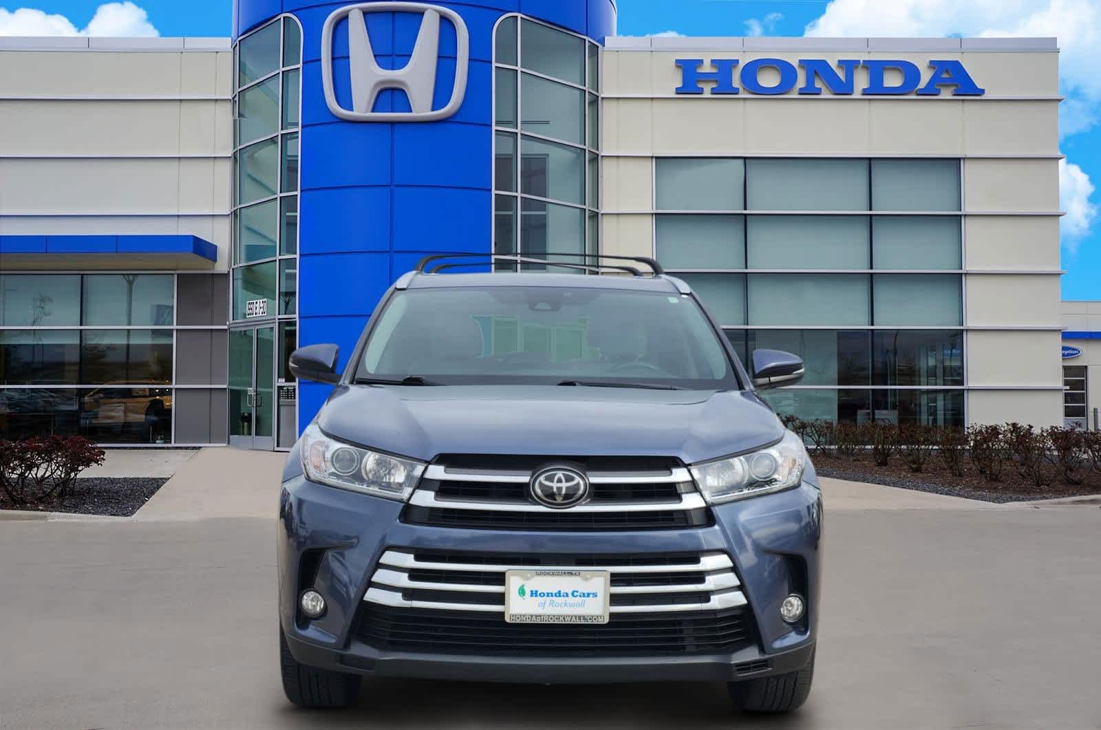 Thumbnail: 2018 Toyota Highlander - 6
