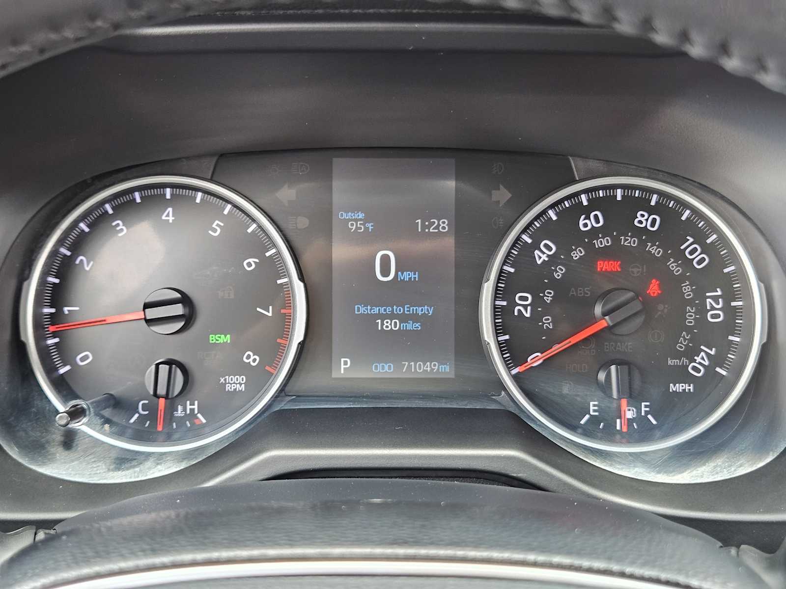 Thumbnail: 2021 Toyota RAV4 - 19
