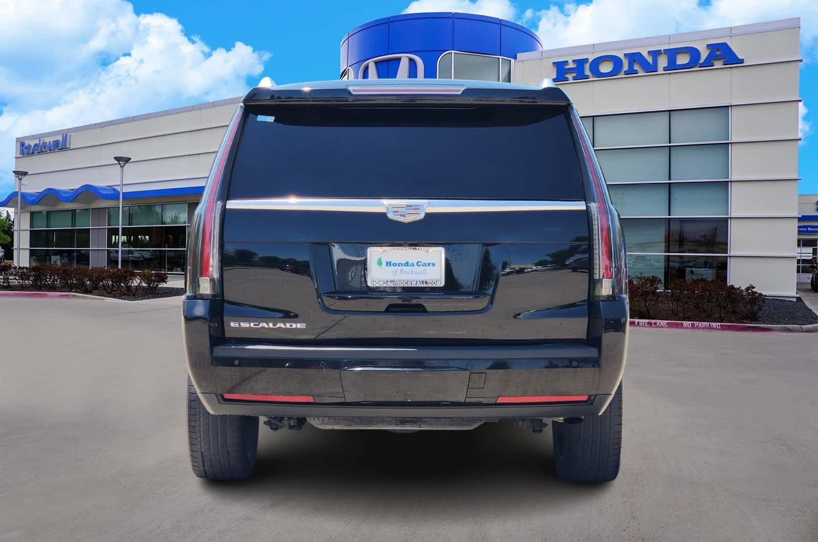 Thumbnail: 2016 Cadillac Escalade - 5