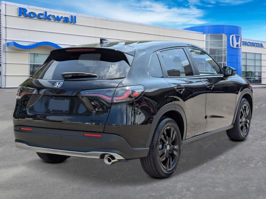 2026 Honda HR-V Sport photo 2