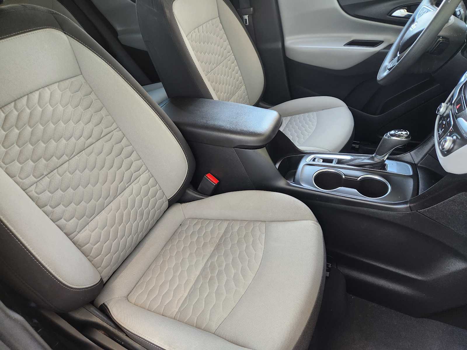 Thumbnail: 2020 Chevrolet Equinox - 13