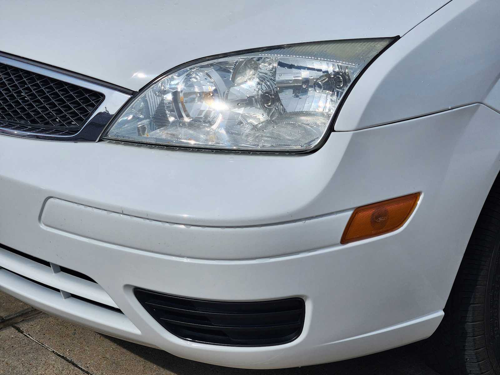 Thumbnail: 2006 Ford Focus - 12
